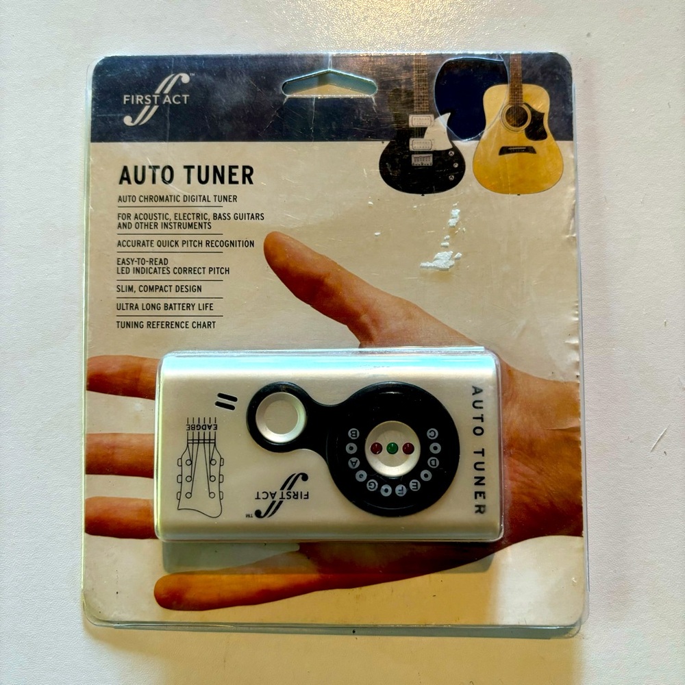 NEW Old Stock First Act MGT02 Guitar Auto Chromatic Digital Tuner LED Input Jack